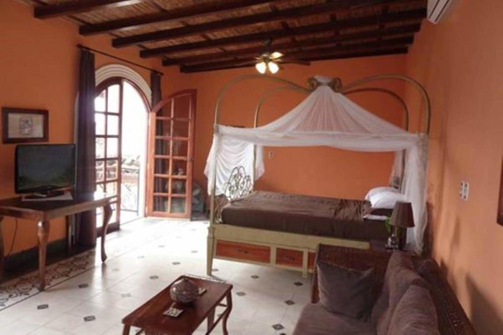 Hotel Casa Cubana Granada Nicaragua الغرفة الصورة