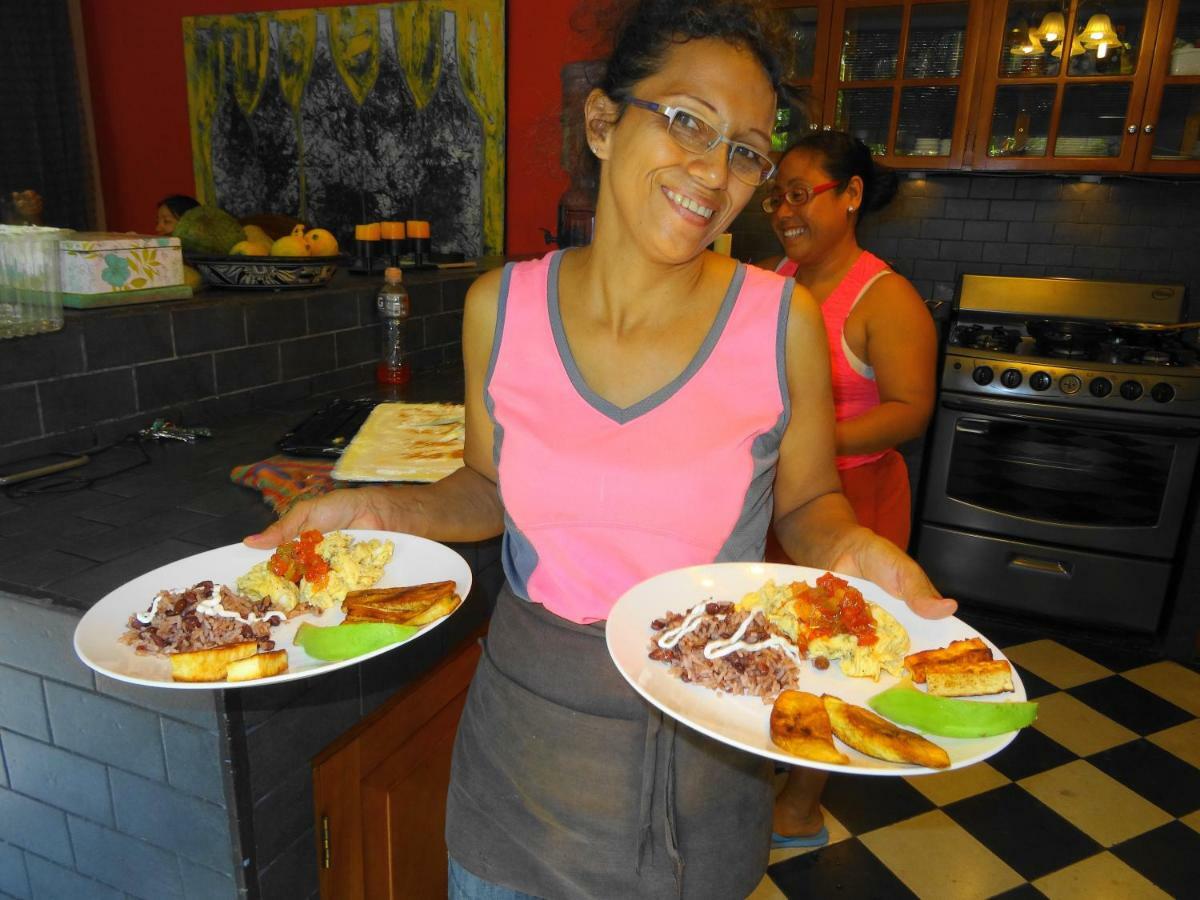 Hotel Casa Cubana Granada Nicaragua المظهر الخارجي الصورة